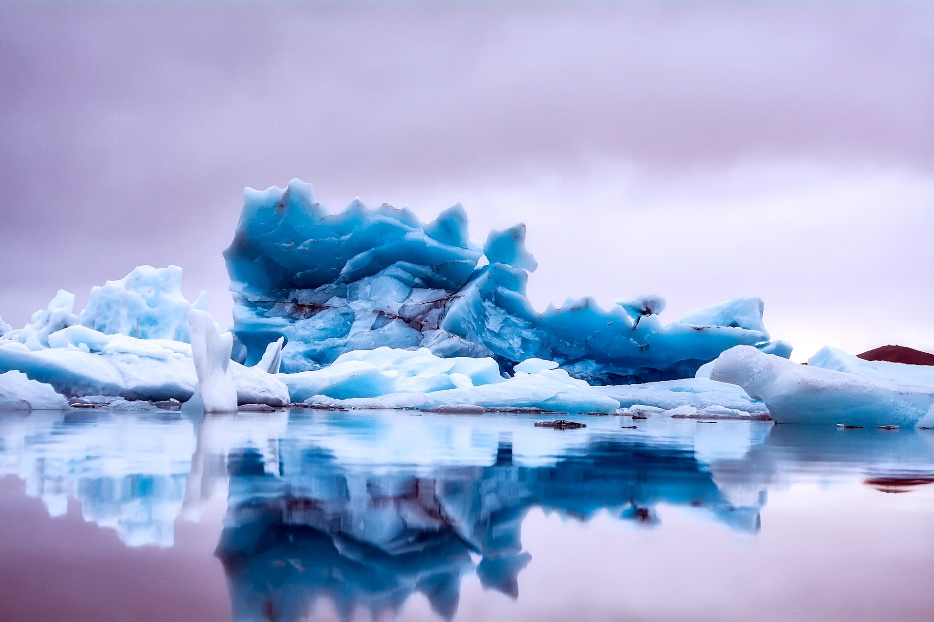 Home Iceland Glacier Sunrise Min